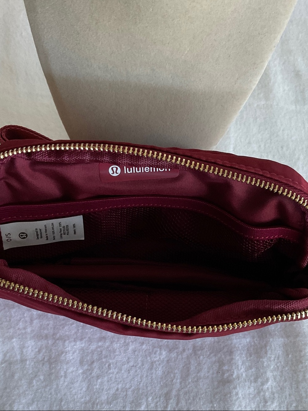 Lululemon Red Everywhere Belt Bag NWT - Picture 6 of 6